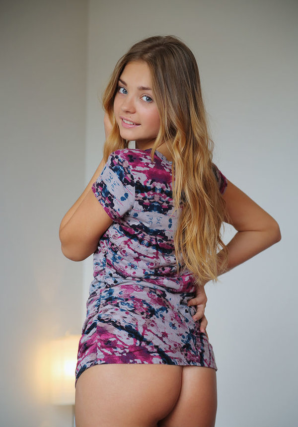 Алиса, 25