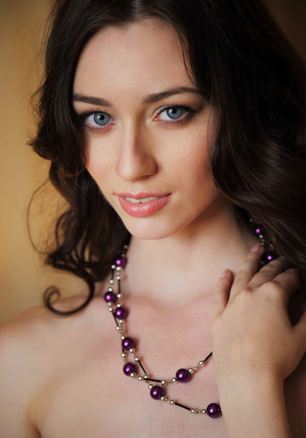 Евгения, 21